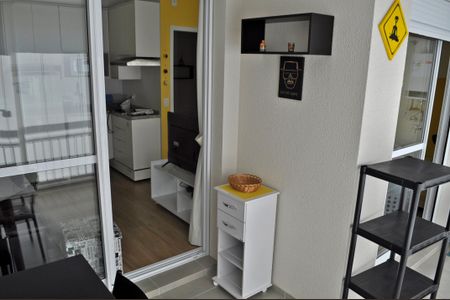Apartamento para alugar com 36m², 1 quarto e 1 vaga Apartamento para alugar com 36m², 1 quarto e 1 vagaVaranda