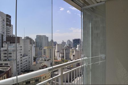 Apartamento para alugar com 36m², 1 quarto e 1 vaga Apartamento para alugar com 36m², 1 quarto e 1 vagaVaranda
