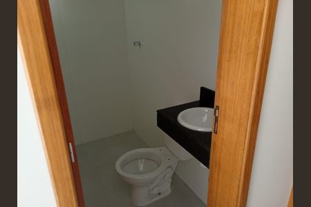 Banheiro de casa à venda com 3 quartos, 125m² em Jardim Maringa, São Paulo