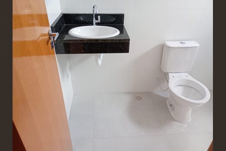 Banheiro de casa à venda com 3 quartos, 125m² em Jardim Maringa, São Paulo