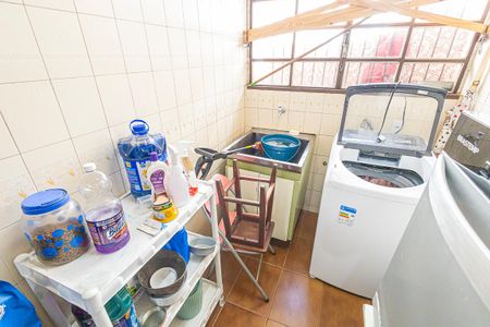 Casa à venda com 412m², 6 quartos e 4 vagas Casa à venda com 412m², 6 quartos e 4 vagasArea de serviço