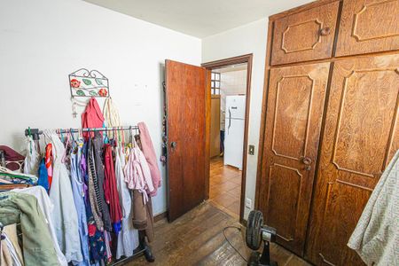 Casa à venda com 412m², 6 quartos e 4 vagas Casa à venda com 412m², 6 quartos e 4 vagasDce
