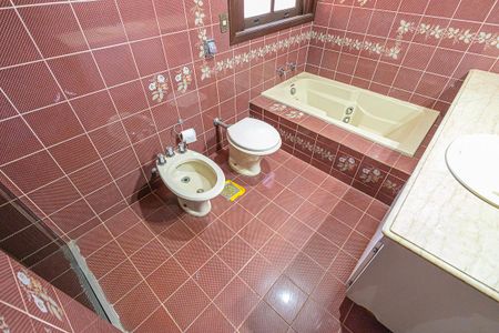 Casa à venda com 412m², 6 quartos e 4 vagas Casa à venda com 412m², 6 quartos e 4 vagasSuite 1