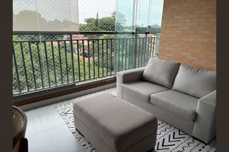Apartamento à venda com 118m², 3 quartos e 2 vagas Apartamento à venda com 118m², 3 quartos e 2 vagasVaranda