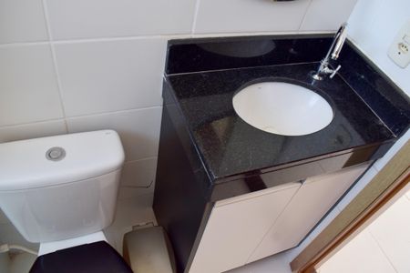 Apartamento para alugar com 43m², 2 quartos e 1 vagaBanheiro 