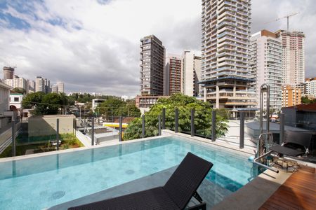 Apartamento à venda com 28m², 1 quarto e sem vagaÁrea Comum - Piscina