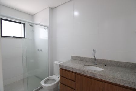 Apartamento para alugar com 80m², 2 quartos e 1 vagaBanheiro da suíte