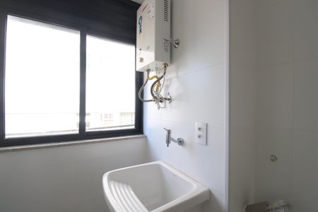 Apartamento para alugar com 80m², 2 quartos e 1 vagaÁrea de serviço