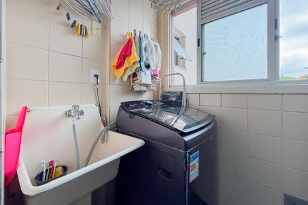 Apartamento à venda com 62m², 3 quartos e 1 vagaÁrea de Serviço