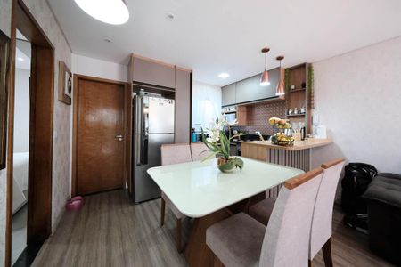 Sala/Cozinha de apartamento para alugar com 2 quartos, 55m² em Vila Guilhermina, São Paulo
