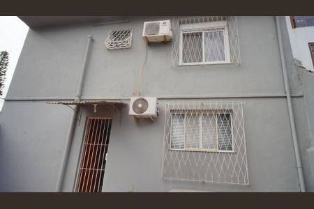 Casa à venda com 90m², 3 quartos e 2 vagasFachada fundos 