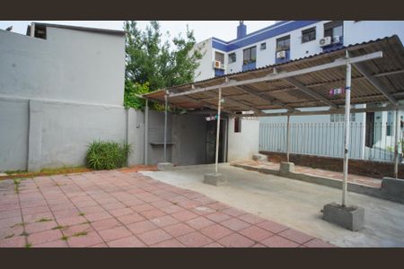 Casa à venda com 90m², 3 quartos e 2 vagasPátio fundos e garagem 