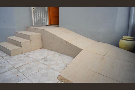 Casa à venda com 90m², 3 quartos e 2 vagasRampa acessibilidade na porta da casa 