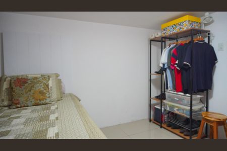 Casa à venda com 90m², 3 quartos e 2 vagasQuarto 3