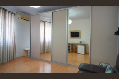 Casa à venda com 90m², 3 quartos e 2 vagasQuarto 1