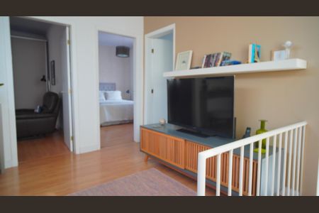 Sala  de casa à venda com 3 quartos, 90m² em Medianeira, Porto Alegre