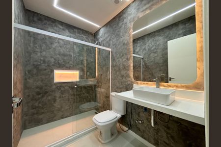 Apartamento à venda com 120m², 3 quartos e sem vagaSuíte - banheiro