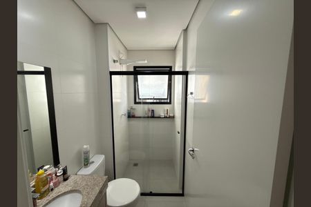 Apartamento para alugar com 62m², 2 quartos e 2 vagas Apartamento para alugar com 62m², 2 quartos e 2 vagasBanheiro