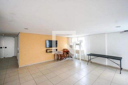 Apartamento para alugar com 60m², 2 quartos e 1 vaga