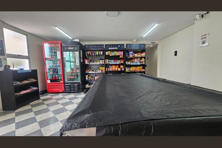 Apartamento para alugar com 60m², 2 quartos e 1 vaga Apartamento para alugar com 60m², 2 quartos e 1 vagaÁrea comum - Salão de jogos e mercadinho