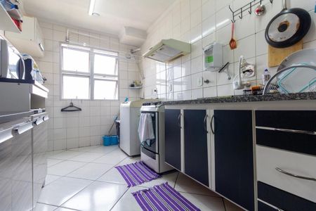 Apartamento para alugar com 60m², 2 quartos e 1 vaga Apartamento para alugar com 60m², 2 quartos e 1 vagaCozinha e Área de Serviço