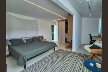 Apartamento à venda com 191m², 3 quartos e 2 vagasSuíte 