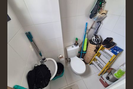 Apartamento à venda com 191m², 3 quartos e 2 vagasBanheiro de Serviço 