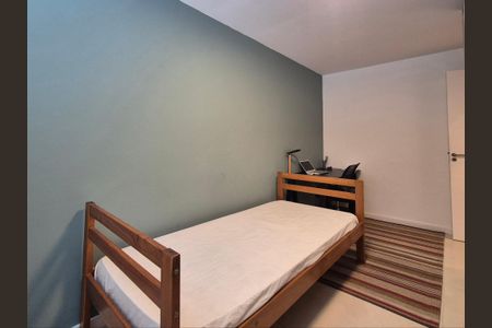 Apartamento à venda com 191m², 3 quartos e 2 vagasQuarto 