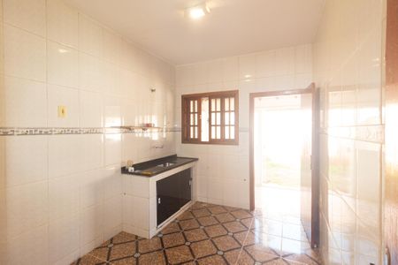 Casa para alugar com 83m², 2 quartos e 2 vagasCozinha