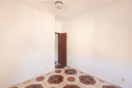 Casa para alugar com 83m², 2 quartos e 2 vagasQuarto