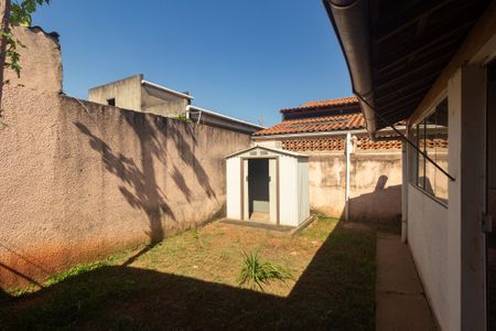 Casa para alugar com 83m², 2 quartos e 2 vagasQuintal