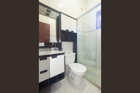 Casa para alugar com 83m², 2 quartos e 2 vagasBanheiro da Suíte