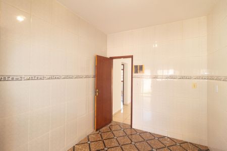 Casa para alugar com 83m², 2 quartos e 2 vagasCozinha