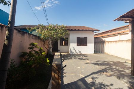 Casa para alugar com 83m², 2 quartos e 2 vagasQuintal