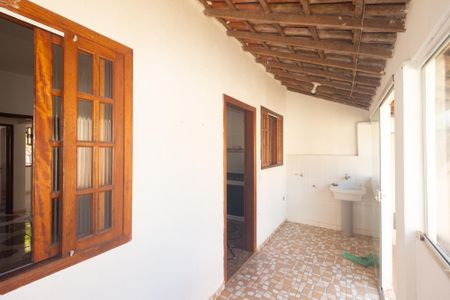 Casa para alugar com 83m², 2 quartos e 2 vagasÁrea de Serviço