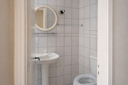 Banheiro  de casa para alugar com 2 quartos, 80m² em Mato Grande, Canoas