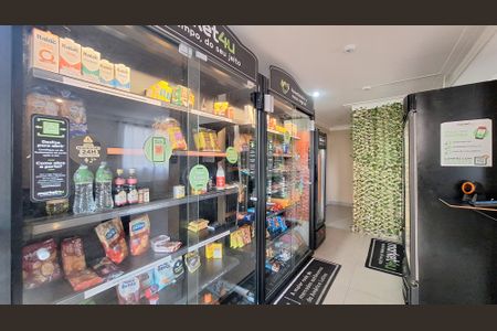 Apartamento para alugar com 44m², 2 quartos e sem vagaMini Mercado