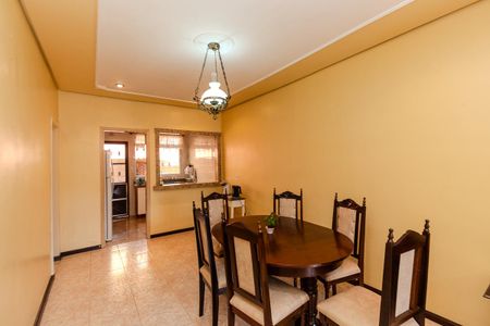 Sala de casa à venda com 3 quartos, 120m² em Vila Joao Pessoa, Porto Alegre