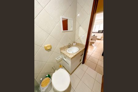 Casa para alugar com 65m², 2 quartos e 1 vagaBanheiro