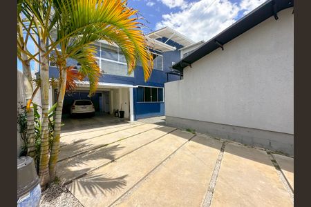 Casa para alugar com 65m², 2 quartos e 1 vagaÁrea comum