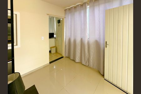 Casa para alugar com 65m², 2 quartos e 1 vagaHall de entrada