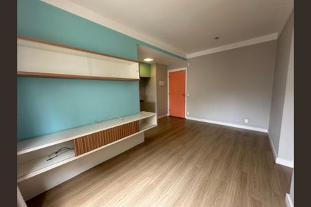 Sala de apartamento para alugar com 2 quartos, 51m² em Centro, Barueri