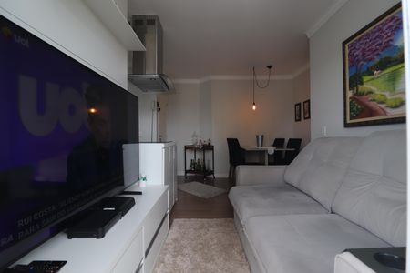 Sala de apartamento à venda com 2 quartos, 50m² em Vila Alzira, Santo André