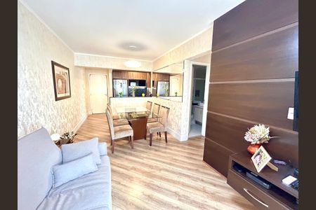 Apartamento à venda com 75m², 3 quartos e 2 vagasSala