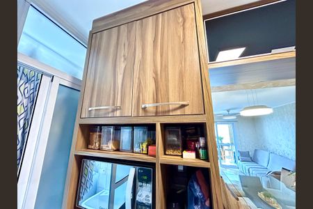 Apartamento à venda com 75m², 3 quartos e 2 vagasCozinha