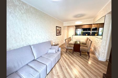 Apartamento à venda com 75m², 3 quartos e 2 vagasSala