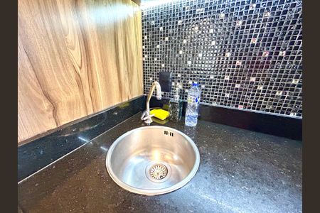 Apartamento à venda com 75m², 3 quartos e 2 vagasCozinha