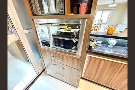 Apartamento à venda com 75m², 3 quartos e 2 vagasCozinha