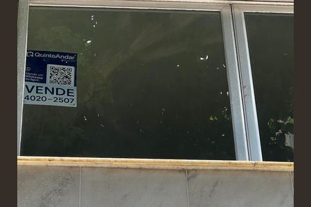 Apartamento à venda com 210m², 4 quartos e 2 vagas Apartamento à venda com 210m², 4 quartos e 2 vagasFachada