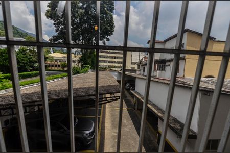 Apartamento à venda com 210m², 4 quartos e 2 vagas Apartamento à venda com 210m², 4 quartos e 2 vagasQuarto 3